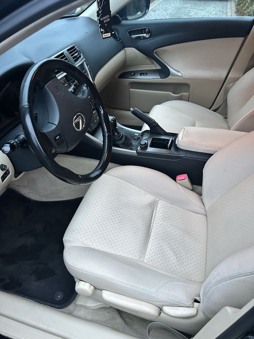 Lexus IS 220D 177KM 2008r