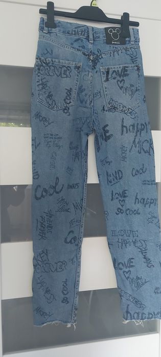 Spodnie Stradivarius Disney Mickey Mouse 32 Przecław •