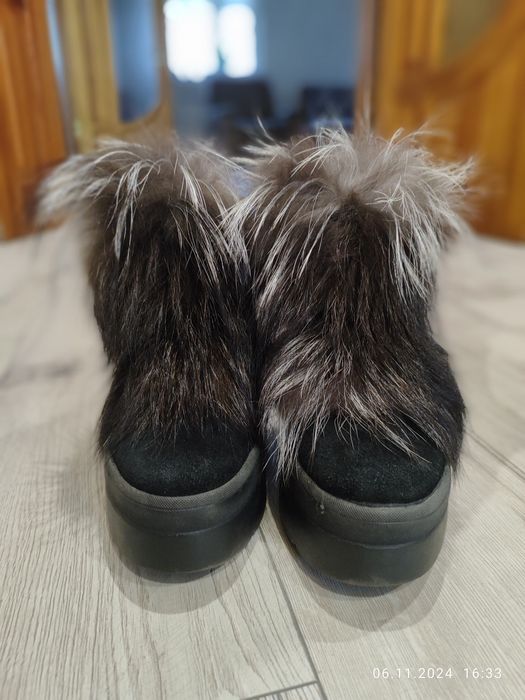 Уггі 37 розмір. 
Стан ідеал,