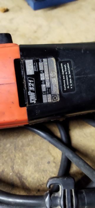 Máquina de furar spit 321