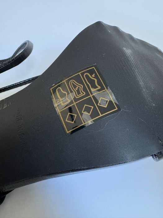 Nowe damskie sandały na obcasie RAID czarne 41