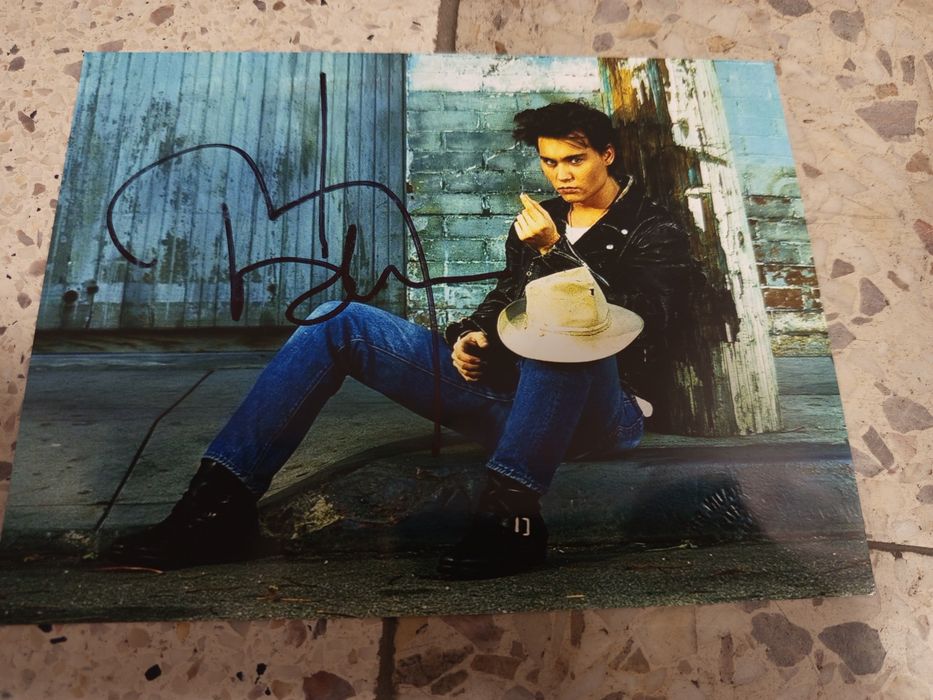 JOHNNY DEPP! Zdjęcie z oryginalnym autografem!