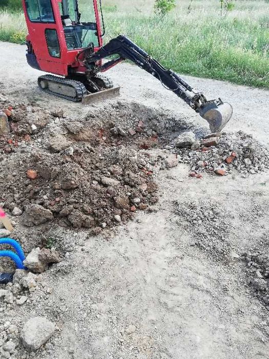 Usługi Minikoparką i Wywrotką do 3.5T