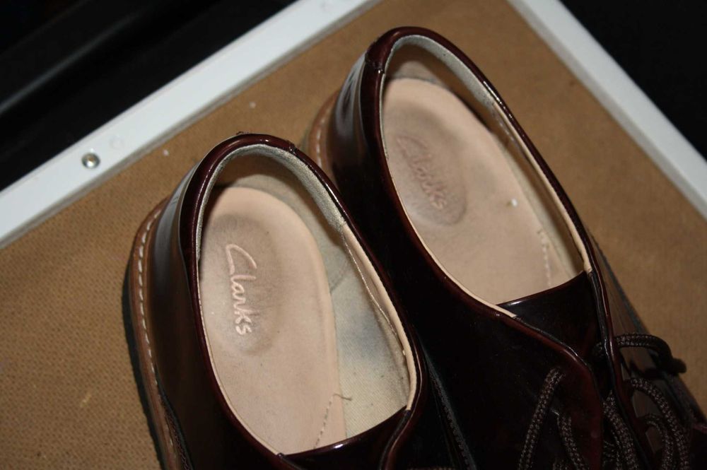 super buty skorzane Clarks