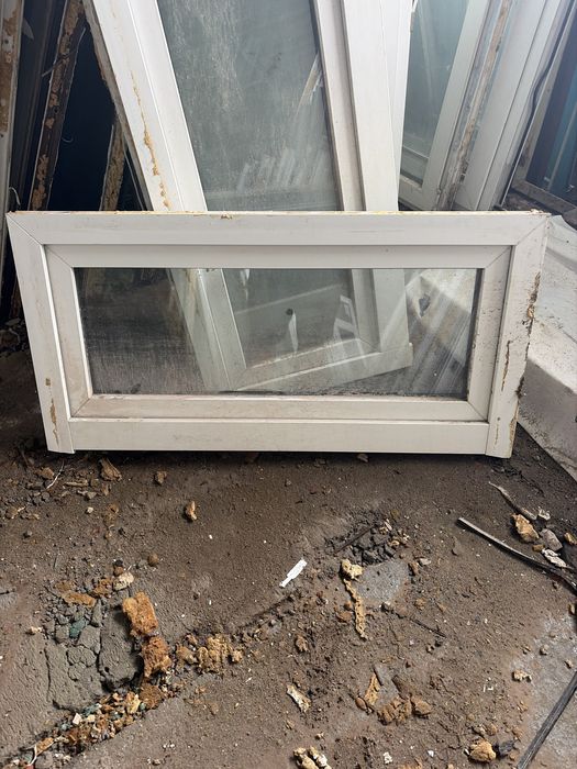 Okno PCV poziomy Uchylne garażowe halowe 65/146