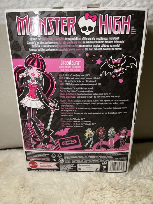 Монстер хай Дракулаура репро