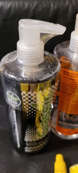 Chemia oraz pokarm do akwarium