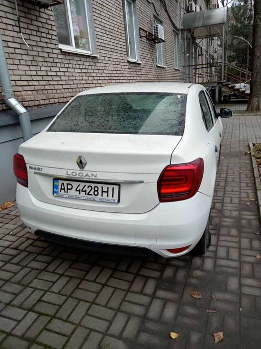 Продам автомобиль Renault  Логан 2