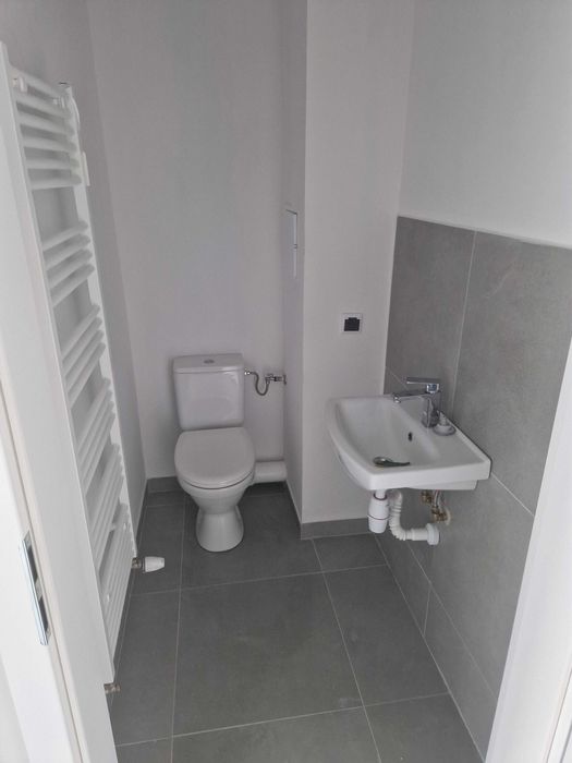 Bezpośredni wynajem lokalu handlowo-usługowego 23,49 m2 Warszawa-Wawer