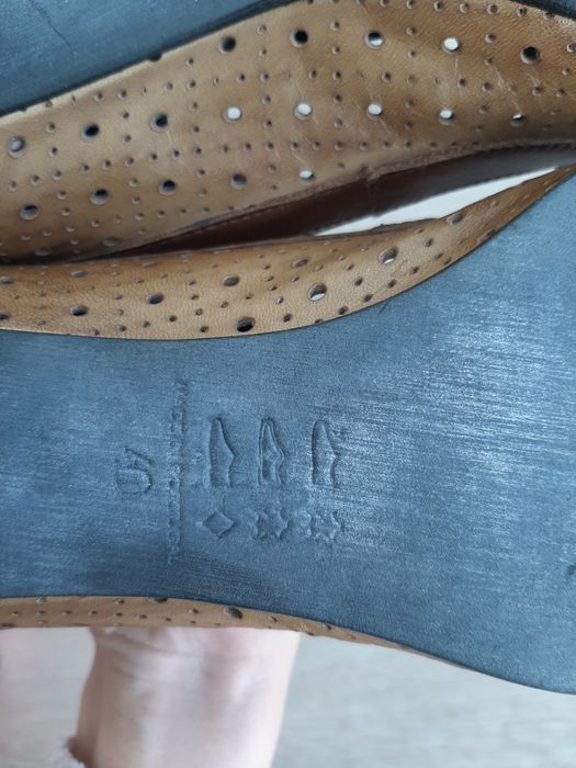 Sapatos castanhos de salto nr. 40