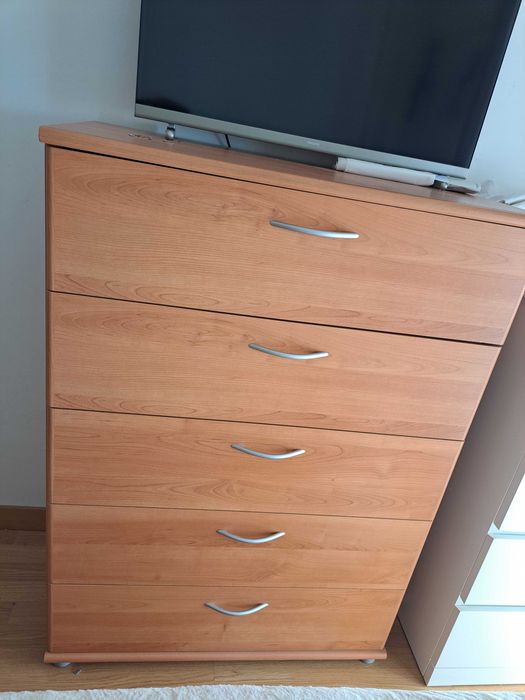 Comoda 5 gavetas