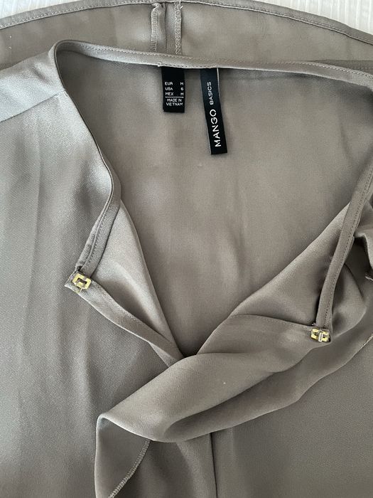 Blusa acetinada Mango