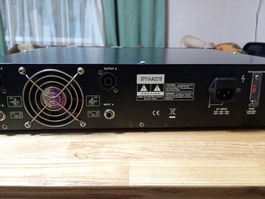 Підсилювач потужності Soundking AA1000J