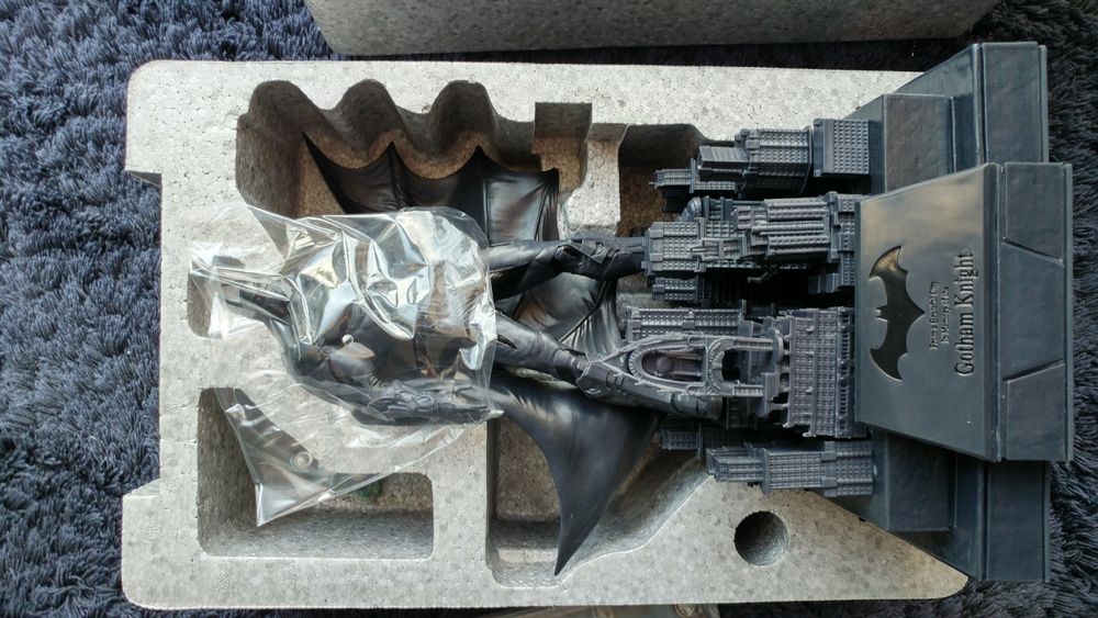 Gra PC Batman Arkhan Knight Limited Edition. Figurka Batman+Joker.