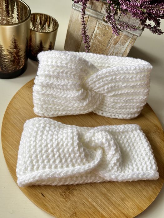 Opaska damska z wloczki akrylowej