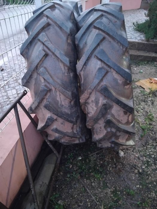 Pneus agrícolas tractor