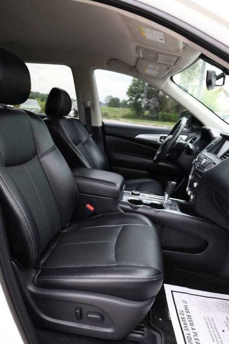 2020 Nissan Pathfinder SL