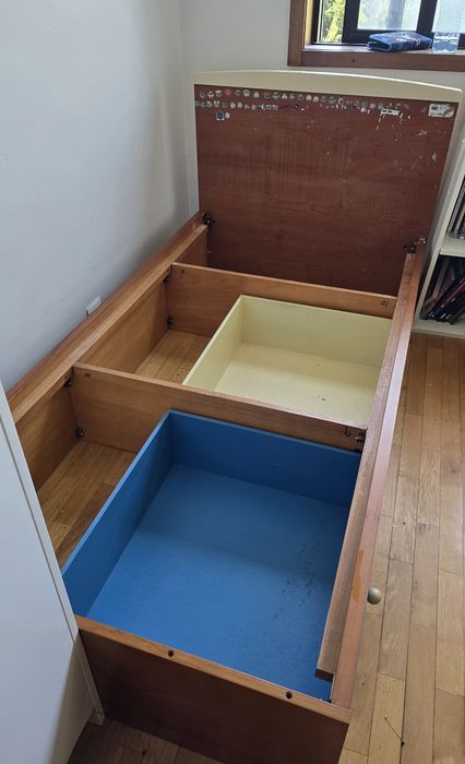 Cama + escritório Quarto menino/ jovem Madeira maciva