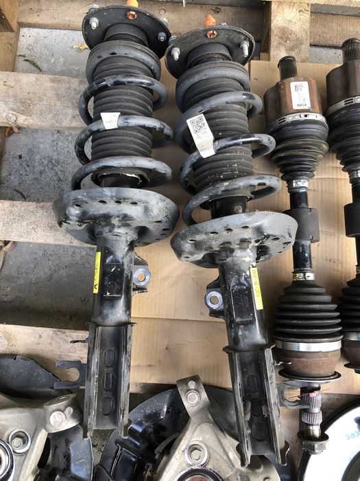 Підвіска Шевроле Болт Chevrolet Bolt ходова, стійка, ричаг, кулак