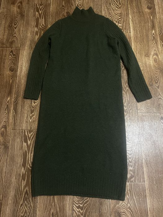 Жіноча тепла сукня светр довжиною міді від бренду Next