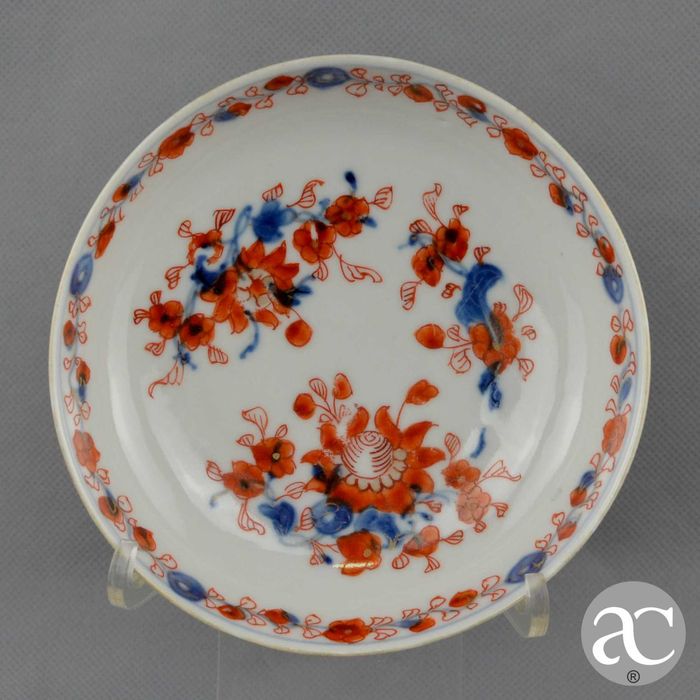 Pequeno prato porcelana da China Companhia das Índias Imari Séc. XVIII