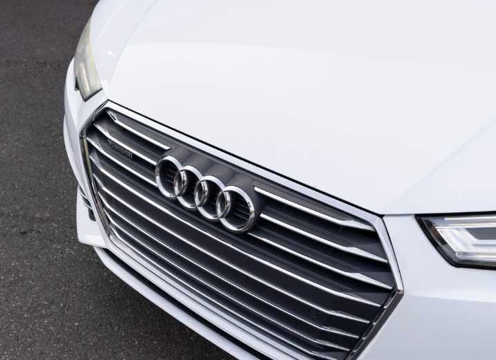 Audi A4 2.0T quattro 2017