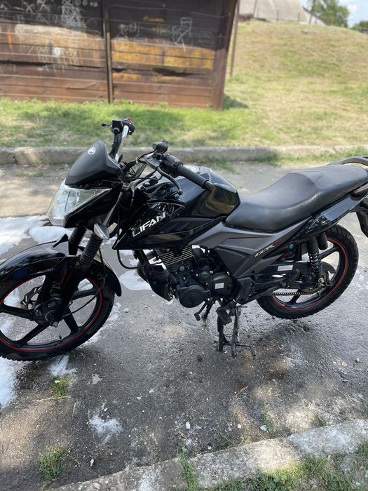 Продам мотоцикл Lifan 150 2e