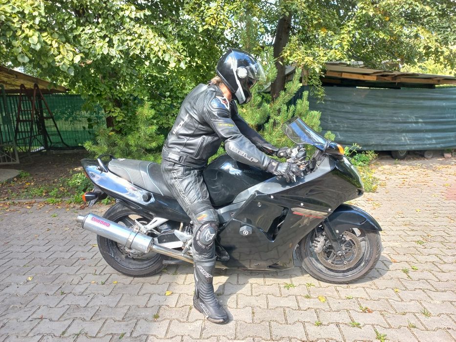 CBR 1100xx blackbird