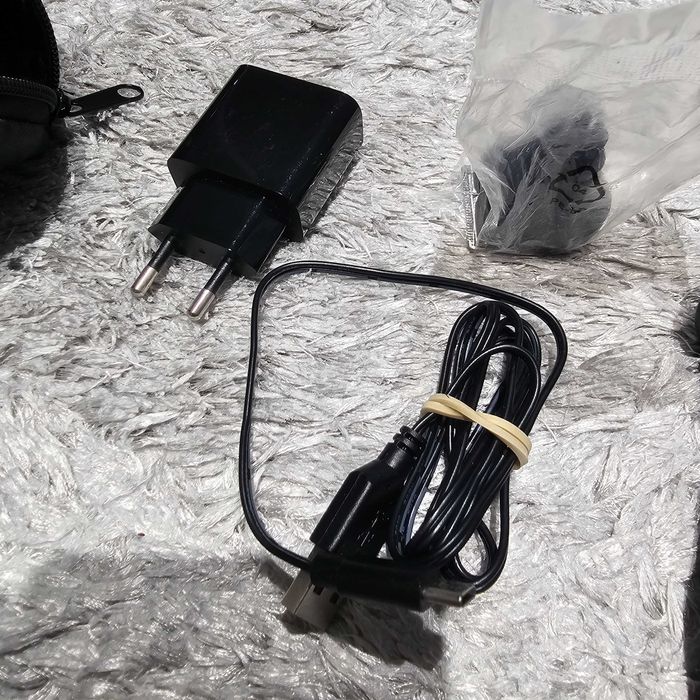 Máquina de Barbear 3 cabeças + extras