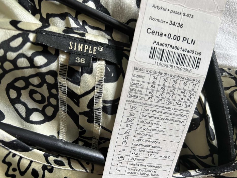 Jedwabna sukienka Simple 34/36