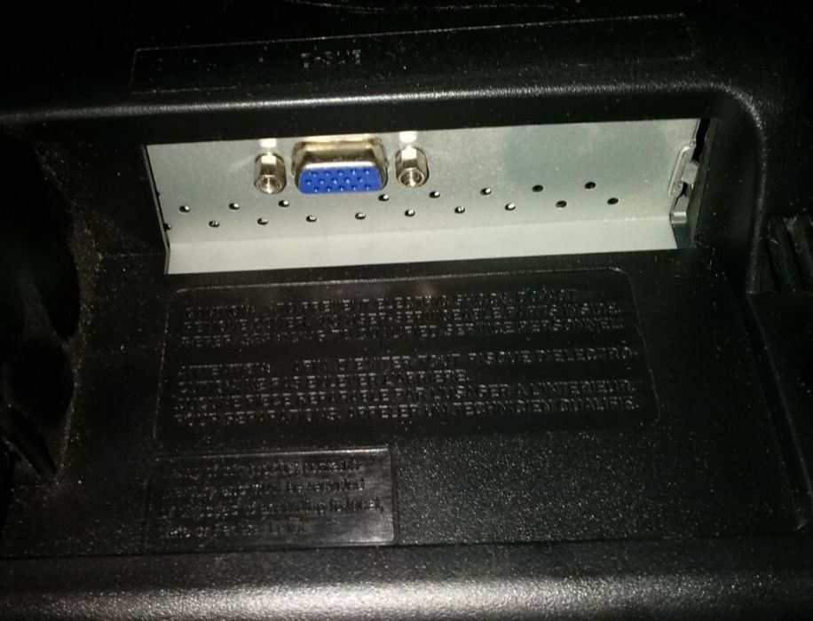 Монітор 19'' LG Flatron W1942S