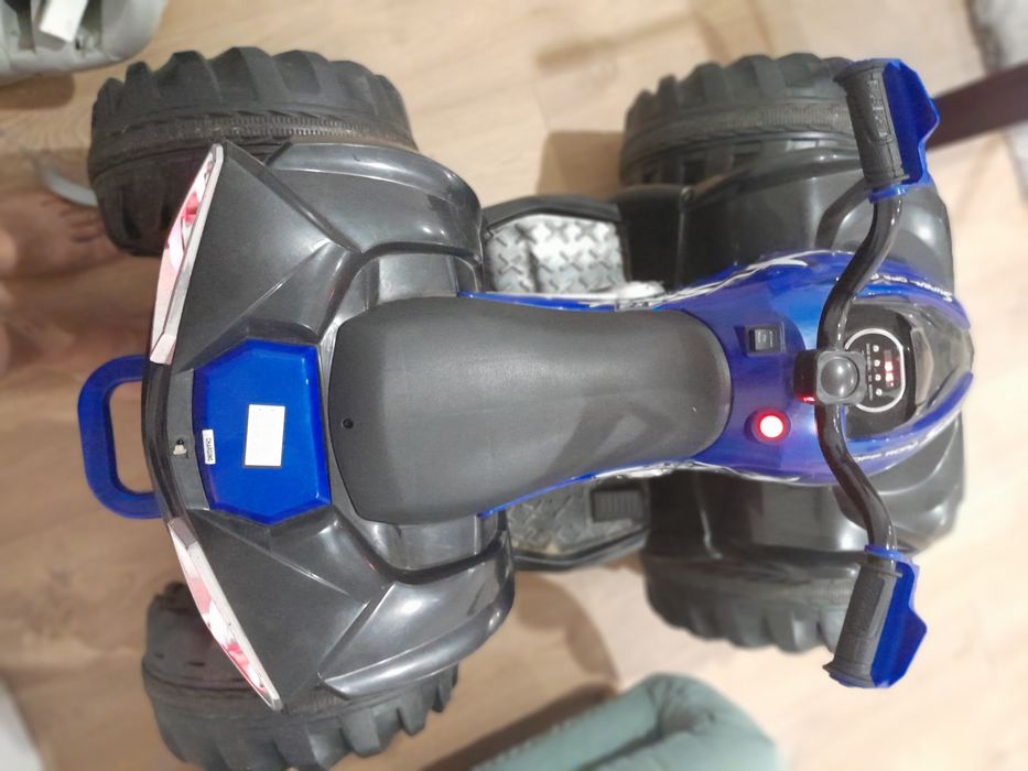 Moto 4 bateria criança