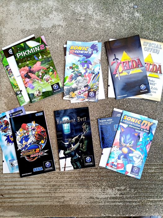 Caixas e manuais para 3 jogos GameCube versão americana