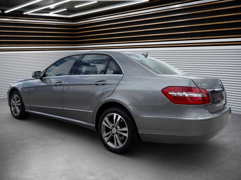 Mercedes E200 2.2d Auto muitos extras c/Garantia - 204€ p/mês