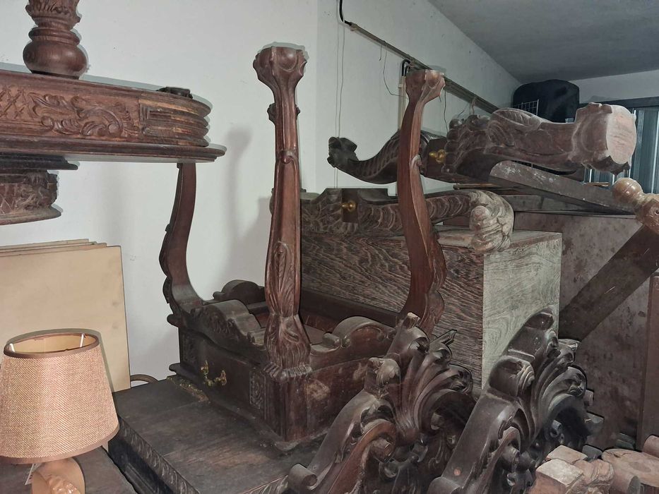 Mobiliário estilo D. José