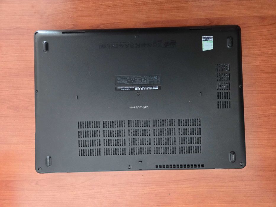 Portátil Dell Latitude 5490 i5-7300U 8GB 240GB SSD