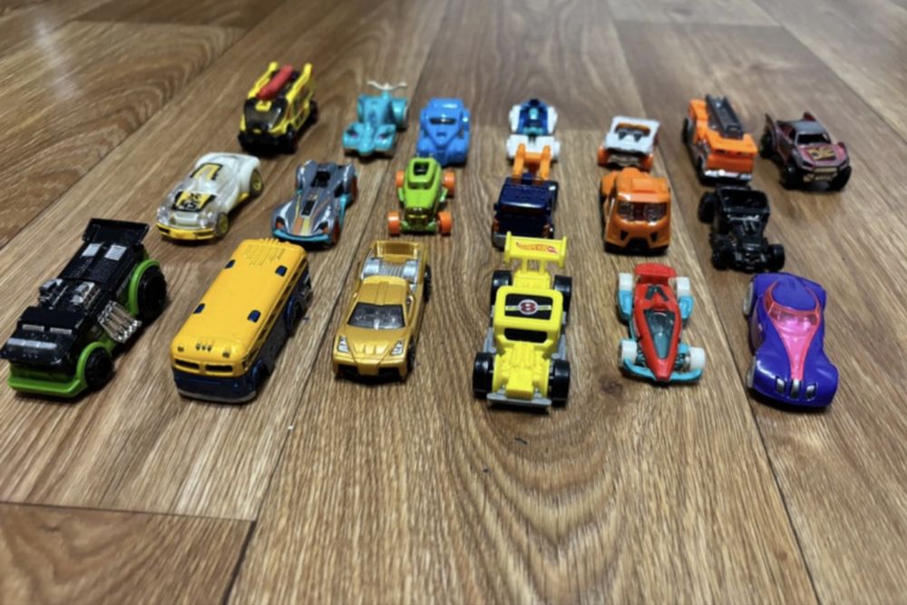 zestaw hot wheels