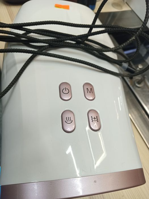 Компресійний масажер для рук та пальців.