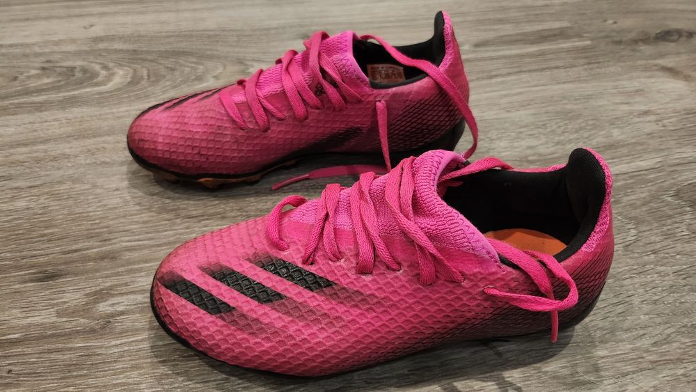 Chuteiras Adidas para criança