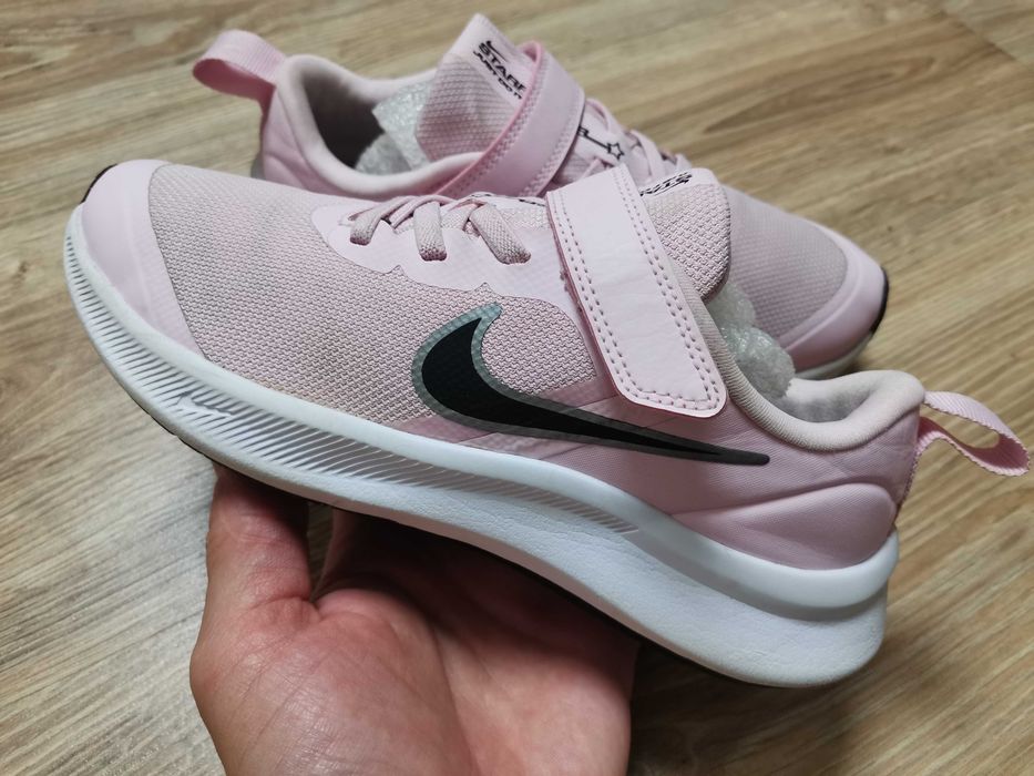 Продам кросівочки Nike Star Runner 3 33 розміру.