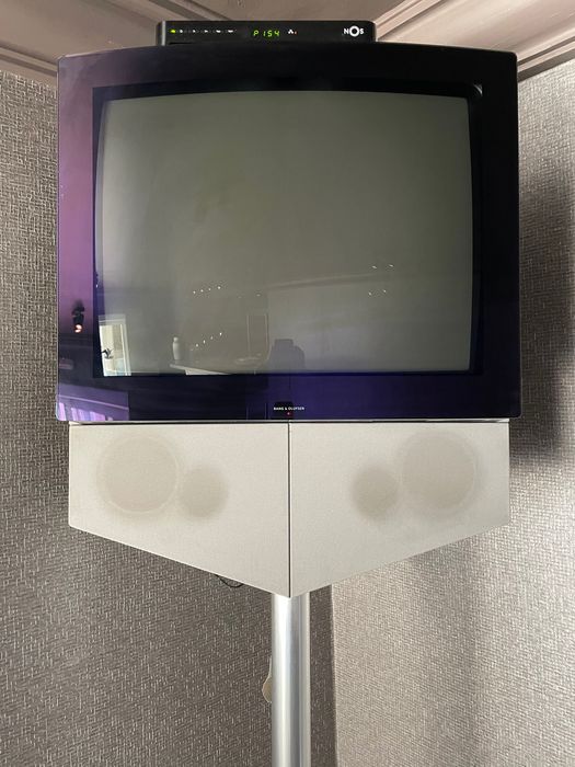 Bang & Olufsen BeoVision 1 com stand64740381731459121