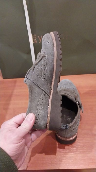 Продам женские кожаные демисезонные туфли  лофферы  монки  Snoobs