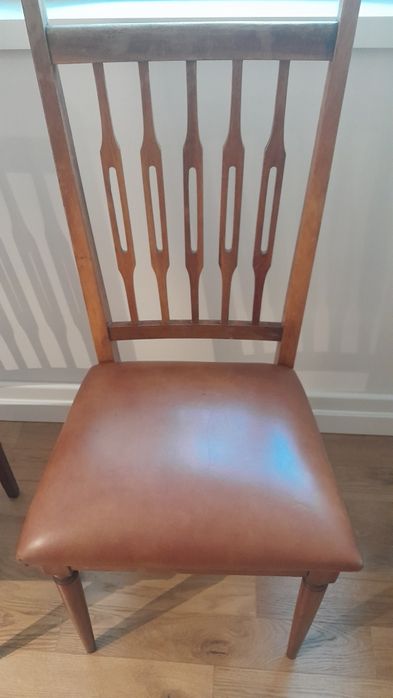 6 Cadeiras vintage anos 70 precisam restauro