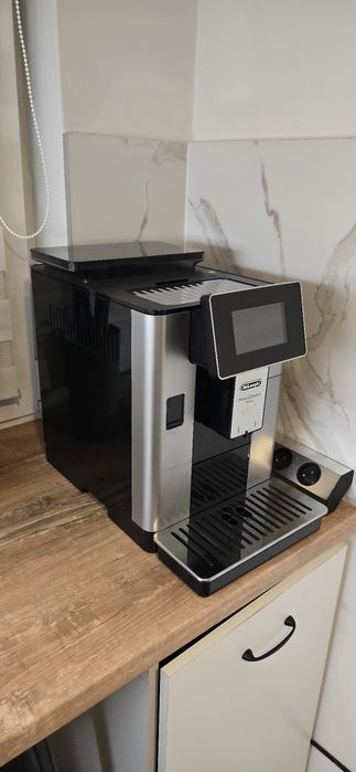 Ekspres delongi primandona.  Rezerwacja