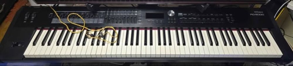 Piano roland RD 2000