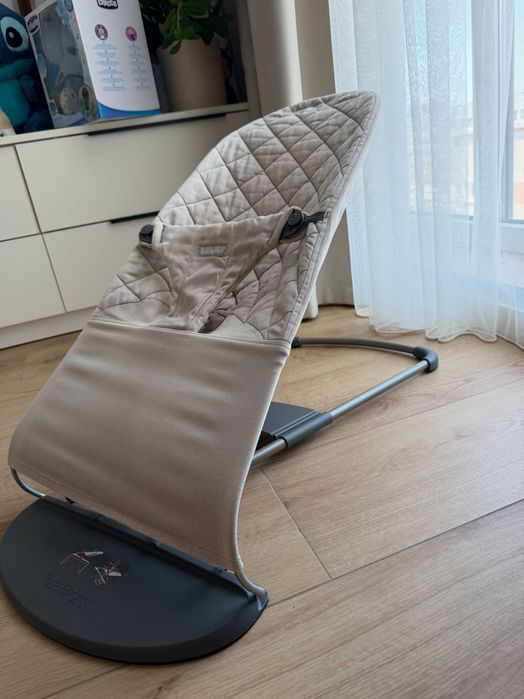 Шезлонг дитячий Baby Bjorn Bouncer Bliss