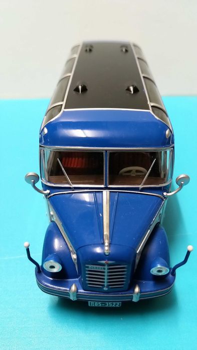 Borgward BO 4000 "Wander Falke" bus: Miniatura Hachette/IXO esc 1/43