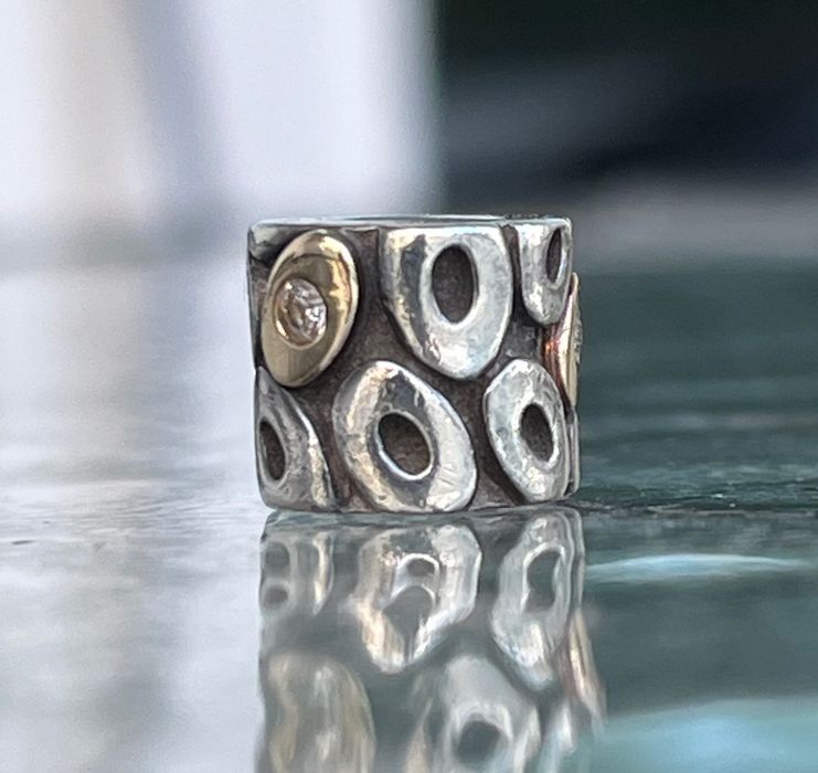Pandora oryginał tt charms