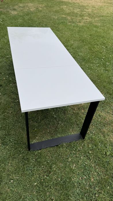 Stół loft Agata czarny biały