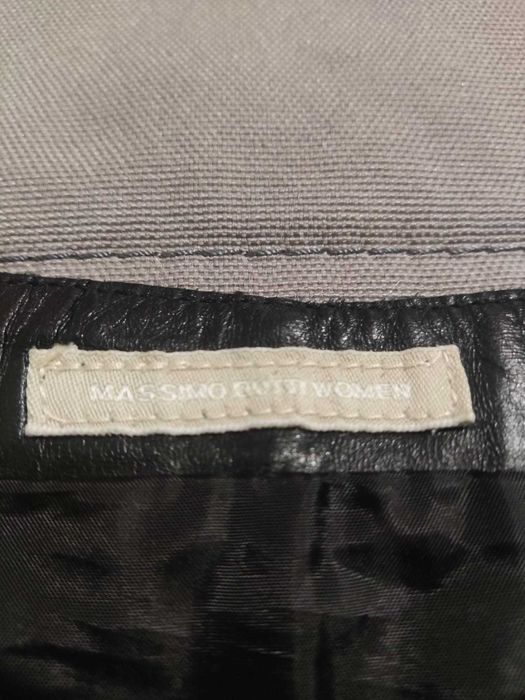 Saia de cabedal Massimo Dutti mulher nova
